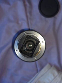 Camera Lens with Mount Cap *Sony FE 28-60mm f/4-5.6 Zoom Lens (SEL2860) — $250**