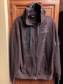 Men’s Vans zip up hoodie, burgundy, and color men’s size large good condition