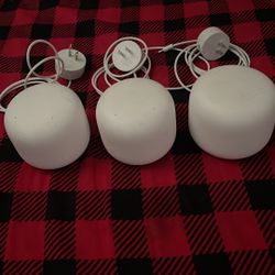 	Nest Wifi - Mesh Router (AC2200) and 2 points with Google Assistant - 3 pack - Snow