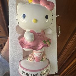 Hello Kitty Dancing Queen $20