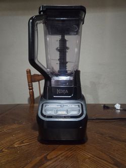 Ninja Professional 1000-Watt Blender (Model BL610)