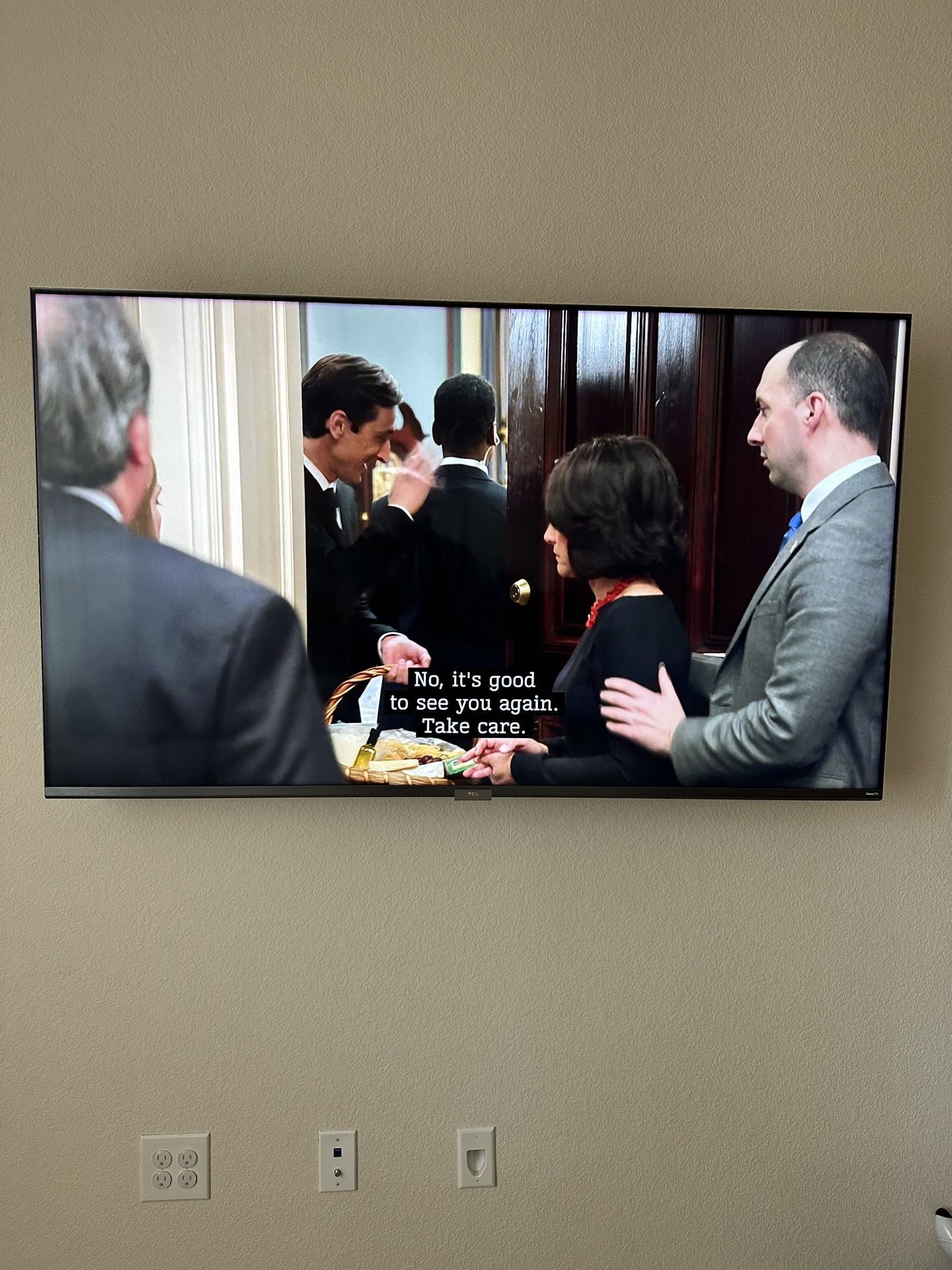 PRICED TO SELL - TCL - 65” 4K UHD Mini-LED QLED Dolby Vision HDR Roku Smart TV