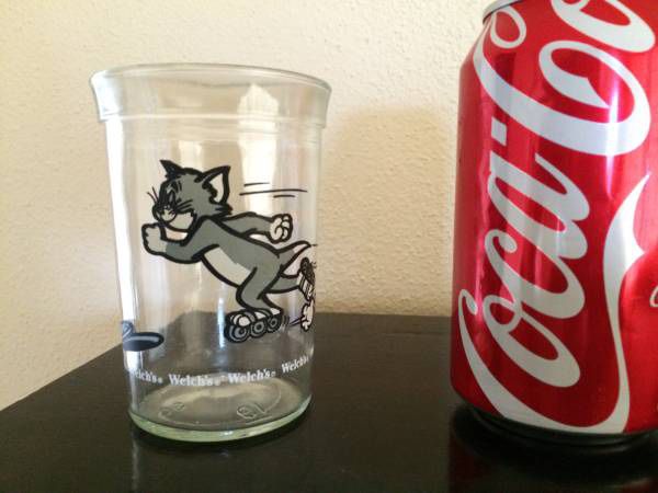 1990 Welches Tom and Jerry Glass with Tom Roller Skating