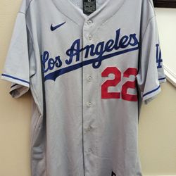 Kershaw Dodgers Jersey for Sale in Monrovia, CA - OfferUp