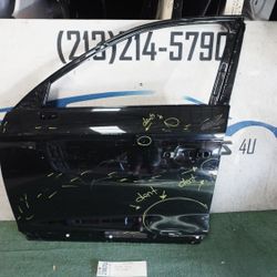 w/dents 2018 - 2019 - 2020 - 2021 - 2023 AUDI Q5 SQ5 FRONT LEFT DRIVER DOOR OEM AY29673