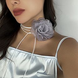 Brand New Elegant Phantom Flower Choker Necklace