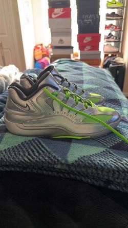 EYBL KD 18 Size 10.5 Men’s