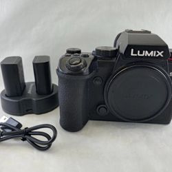 Panasonic Lumix S5II DC-S5M2 Digital Mirrorless Camera - Just Serviced 10-09-2025