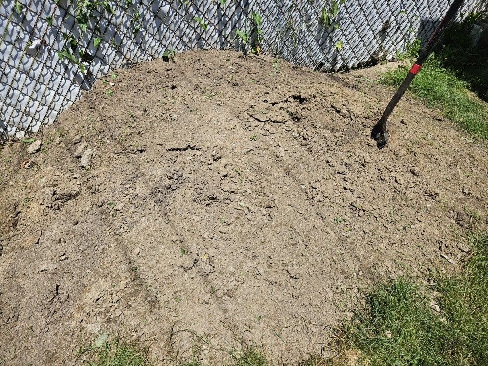 Soil/fill dirt 