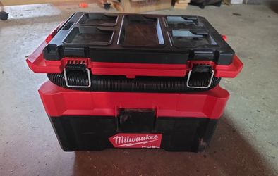 Milwaukee 0970-20 M18 Fuel Packout 2.5 Gallon Wet/Dry Vacuum (Tool Only)