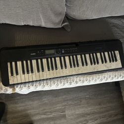 Casio piano  ct s190