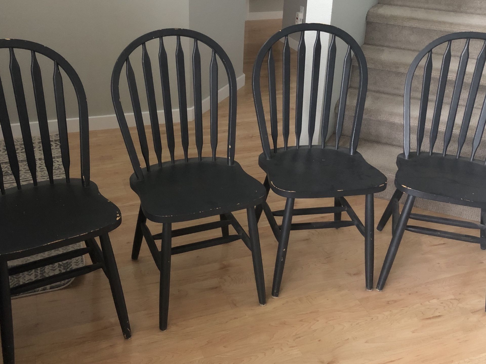 4 Dining Room Chairs