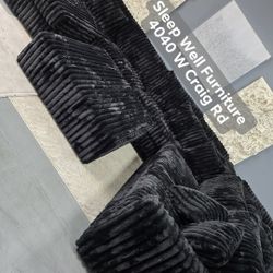 ✨️XL Sectional Sofas✨️ Furniture Queen Bedrooms, Dining Avail