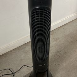 Good working condition five speed tower fan with remote control Good working condition five speed tower fan with a remote control