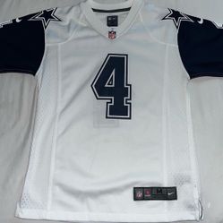 Women Dallas Cowboys Jersey Size M