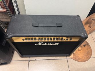 Marshall MG250DFX 100W 2×12″ Solid‑State Guitar Amp
