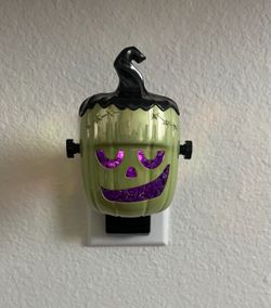 B&BW lightup wallflower Frankenstein