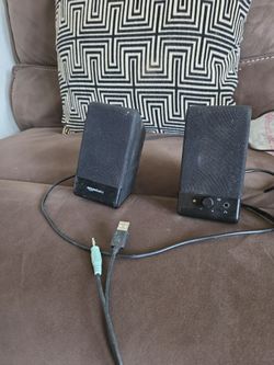 Amazon basics, speakers