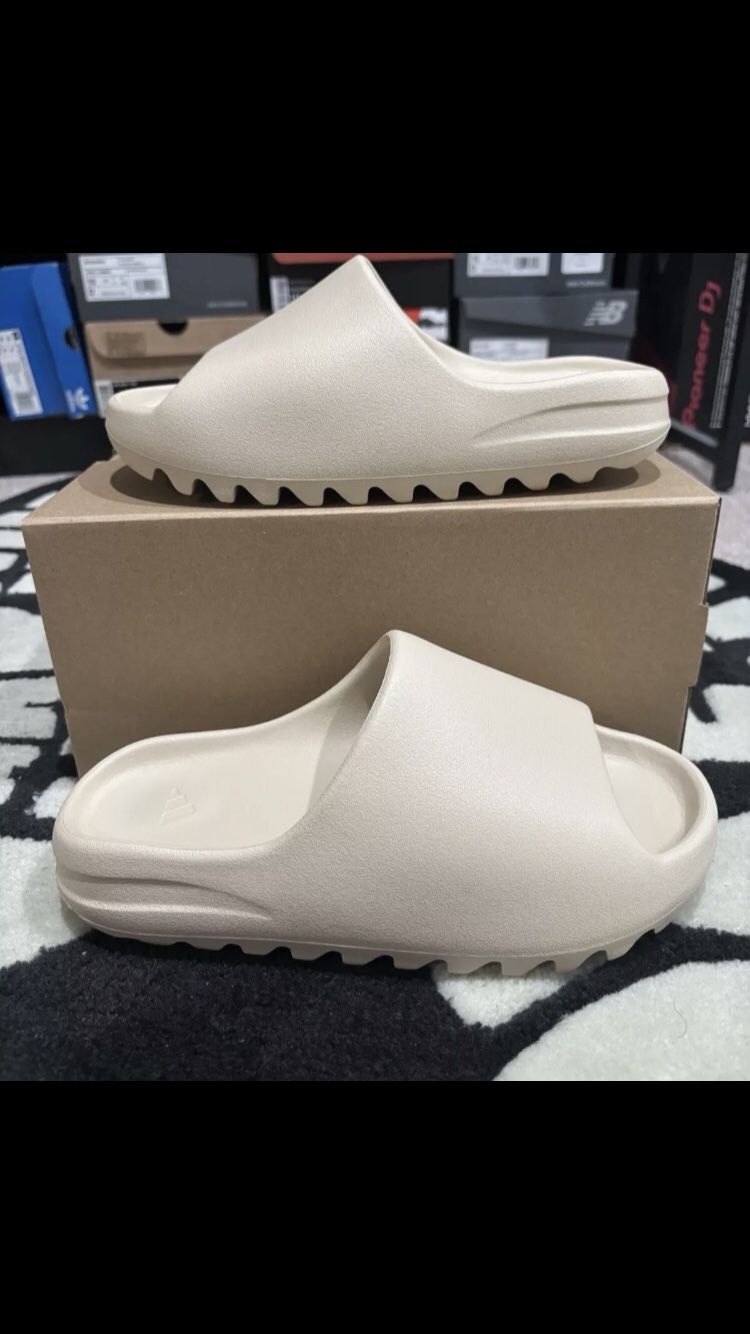 Adidas Yeezy Slide Bone Size 10 11