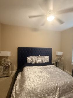 Queen storage bed set w/ nightstands