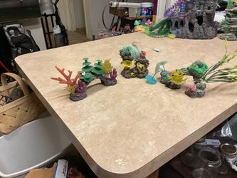 Tank decorations