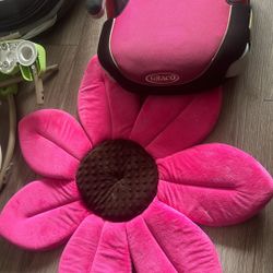 Booster Seat & Flower Bath For Babies 