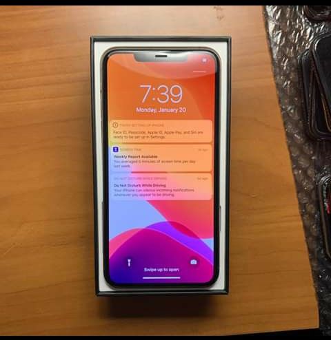 IPhone 11 pro Midnight Green