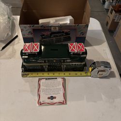 Lionel® Collectable PRR GG-1 Locomotive Saving Bank by Enesco with COA Like New