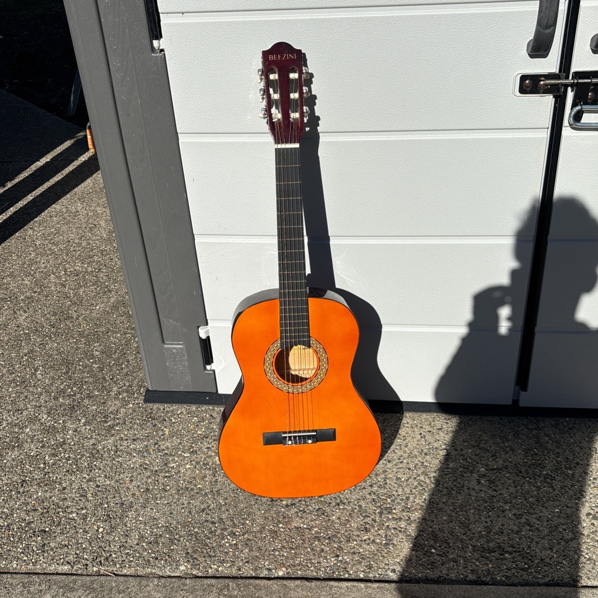 Guitar Good Condition