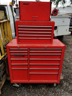 Snap on stackable rollaway