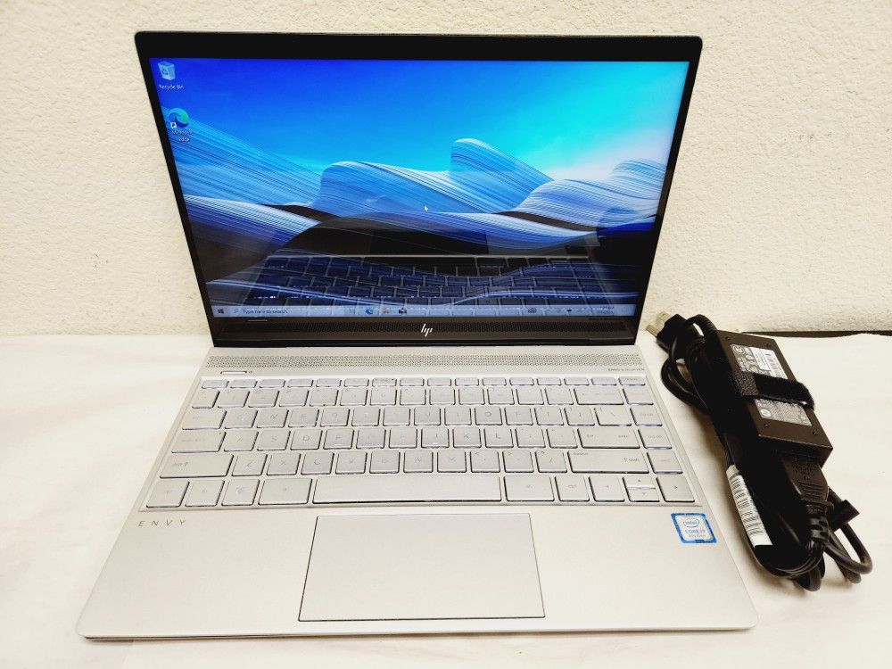 HP ENVY 13T-AD100 | 256GB SSD | 8GB RAM | i7-8550U 1.80GHz | 13.3" TOUCH 1080P | WIN10 + OFFICE