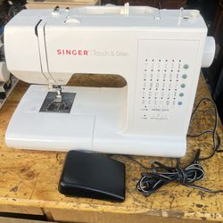singer Touch And Sew Sewing Machine Serviced And Sewing Awesom