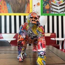 Gorilla Structure Graffiti