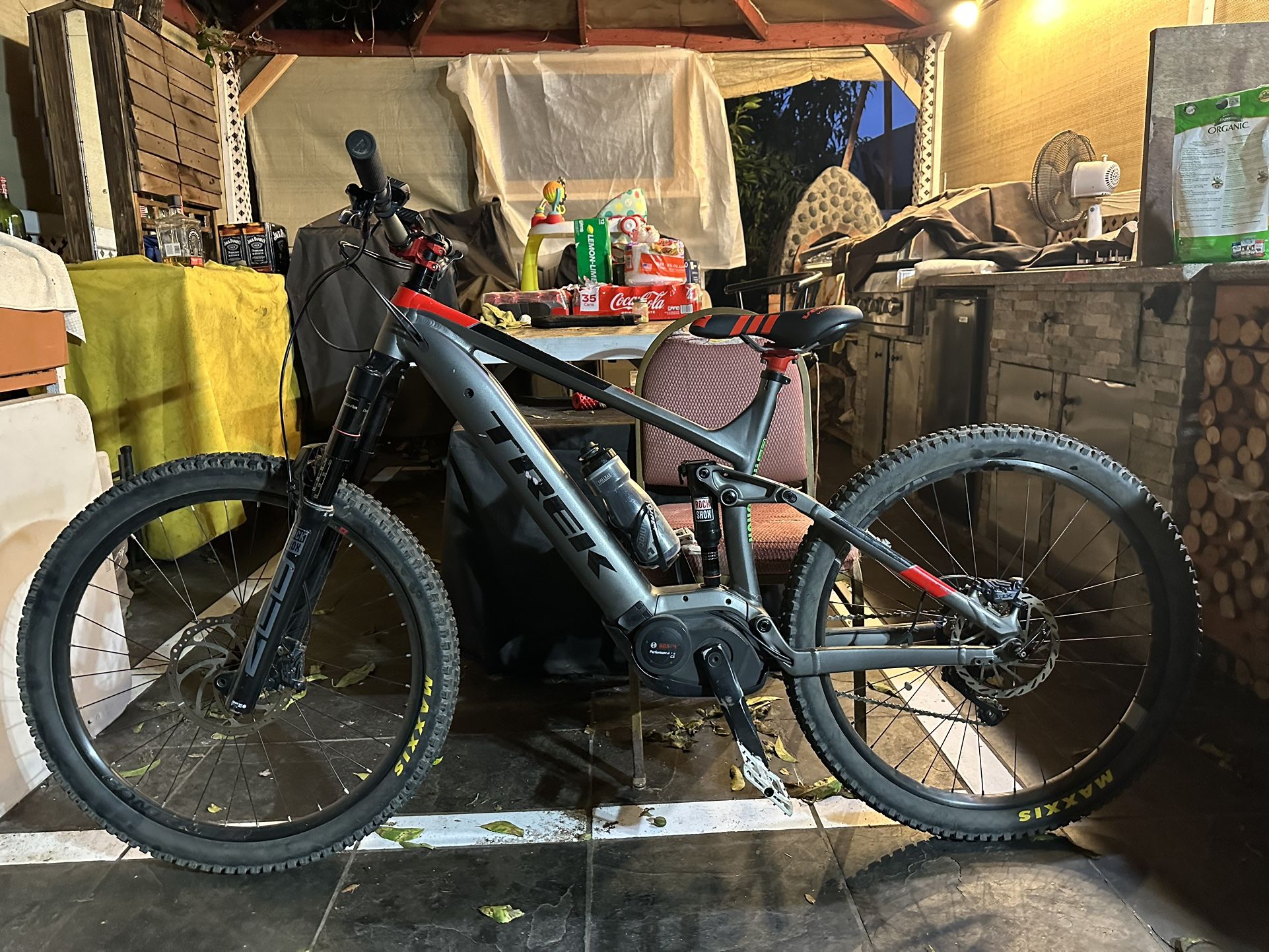 Trek powerfly sport 2019 electric best sale mountain bike
