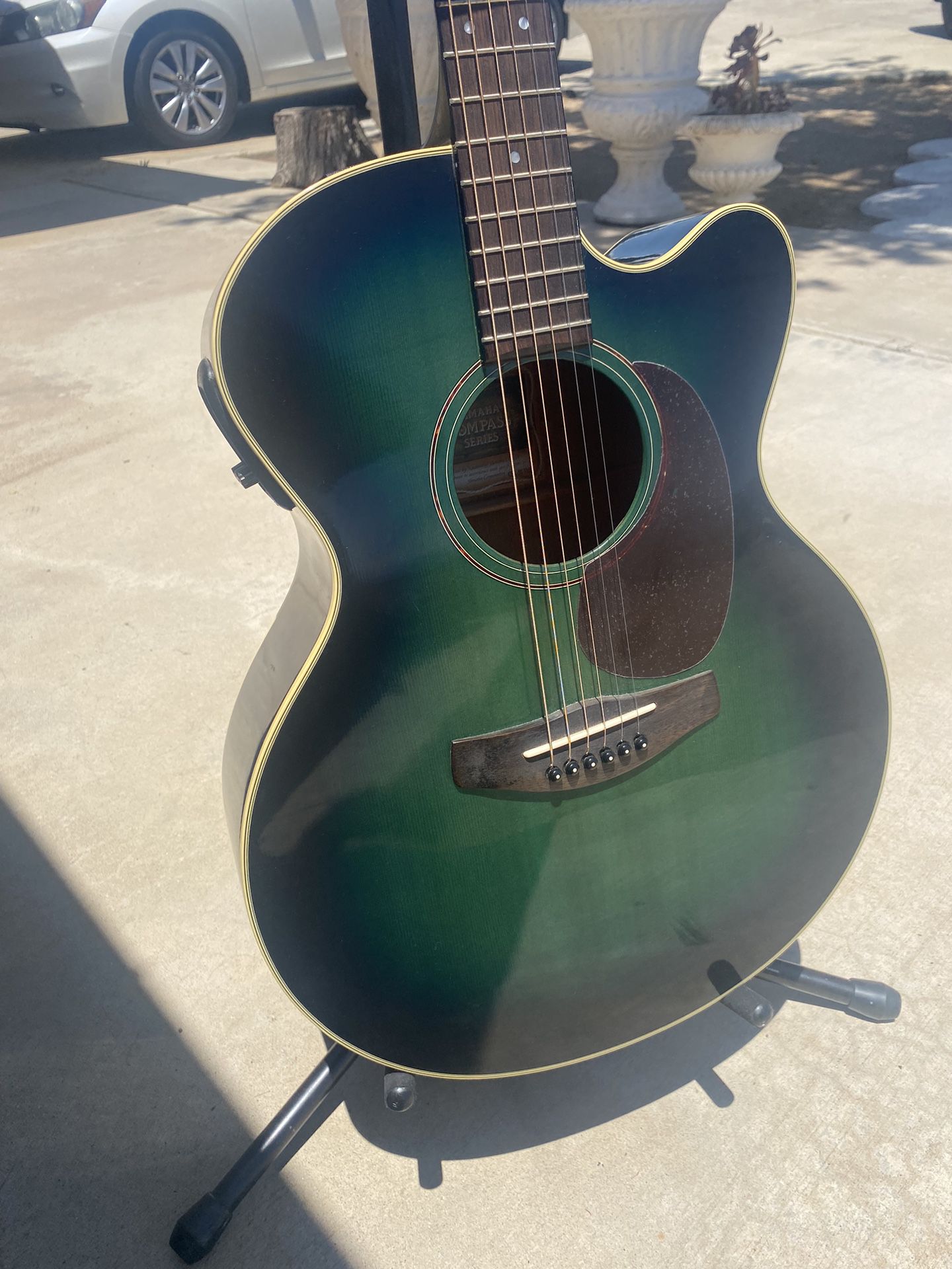 YAMAHA ACOUTIC/ELECTRIC  COMPASS SERIES   $500