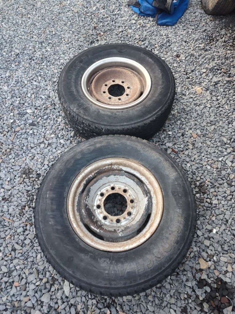 Read the description, 8x6.5 stock rims $100/bestoffer or trade