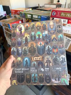 Tarot puzzle brand new.
