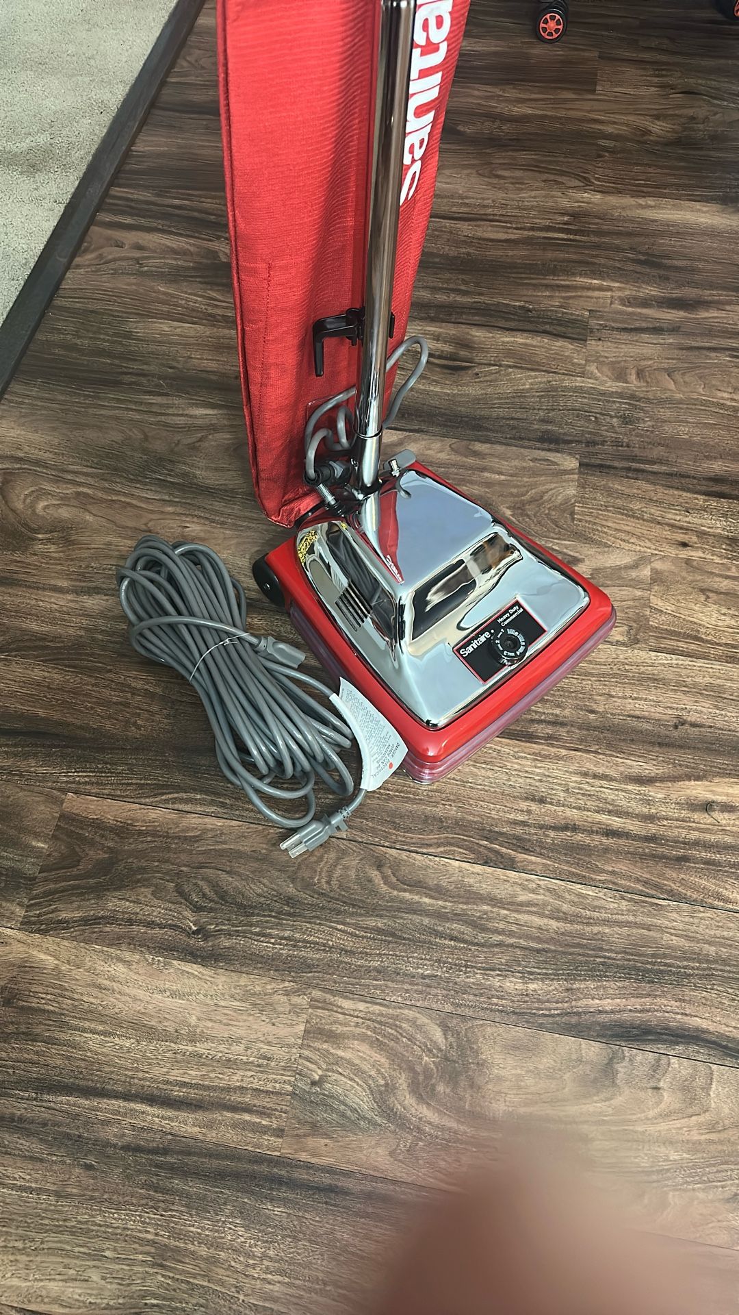 Sanitaire Heavy Duty Commercial Sc886G