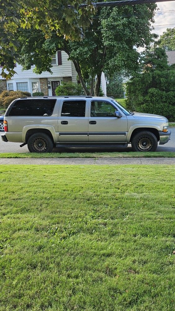 2003 Chevrolet Suburban