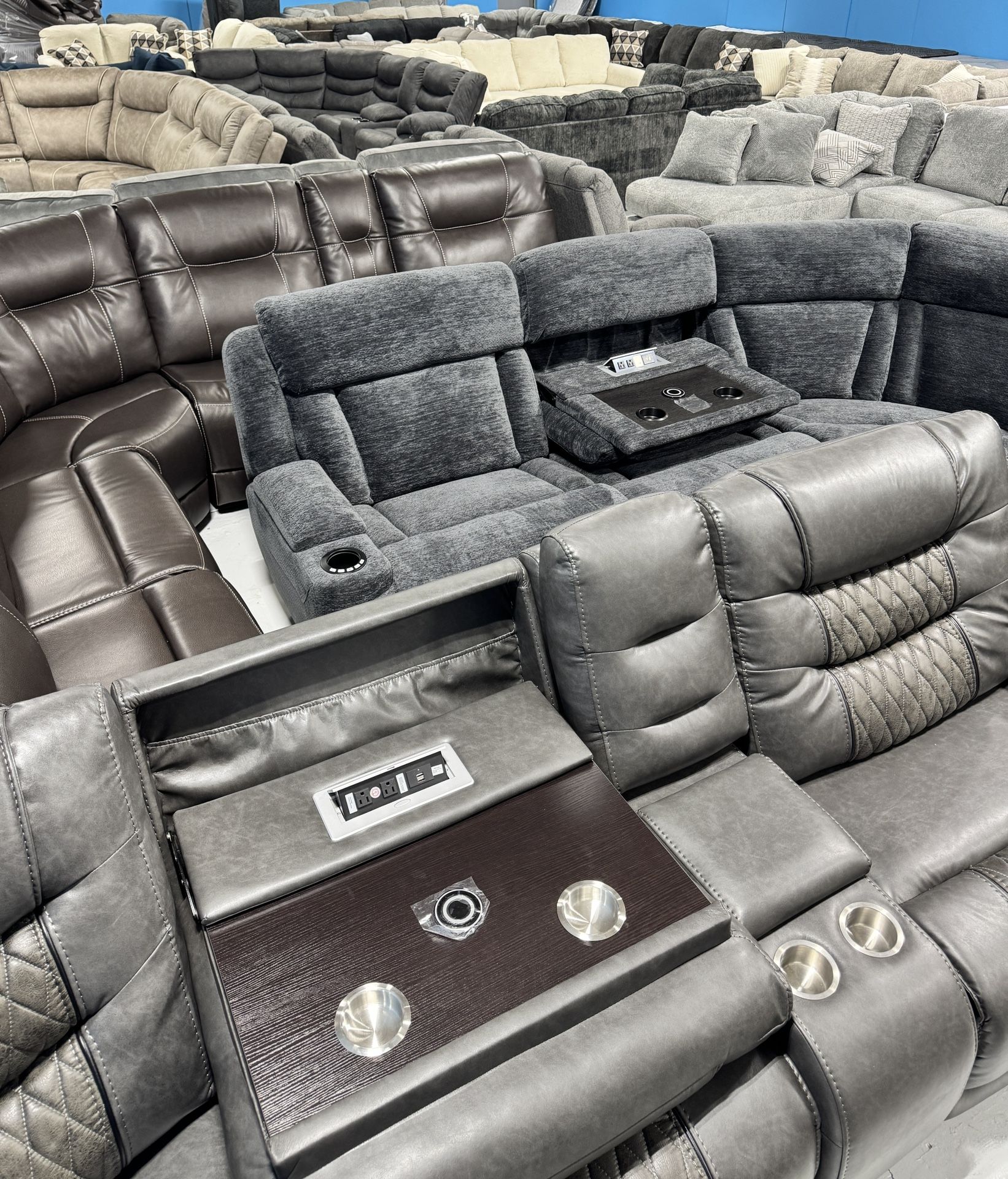 Clearing Out Truckloads Of Sofas/Couches/Sectionals