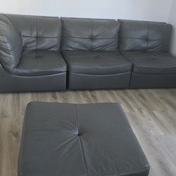 3 Peice Couch Set For Sale With Ottoman 