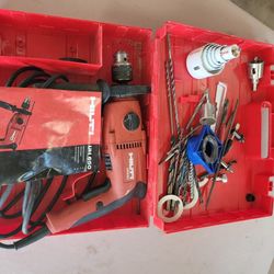 Hitting UH650 Corded Hammer Drill