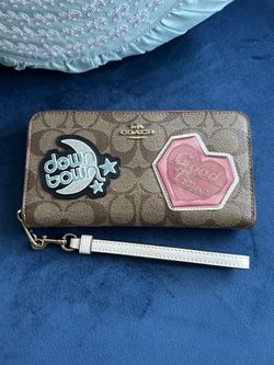 Coach Zip Around Wallet Downtown & goodtimes