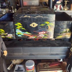 Antique Authentic Japanese Jewelry Box