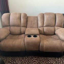 2 Loveseats