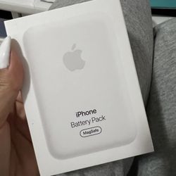 Apple MagSafe Battery Pack