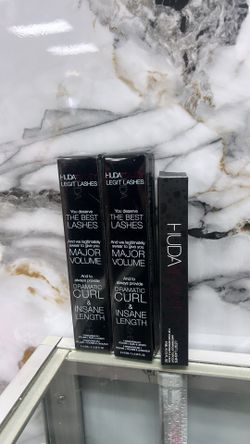 Huda Beauty Mascara