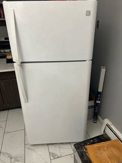 Kensmore refrigerator
