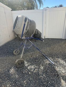 Kobalt 4-cu ft 0.5 -HP Concrete Electric Mixer