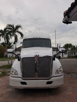 Kenworth T680 year 2019